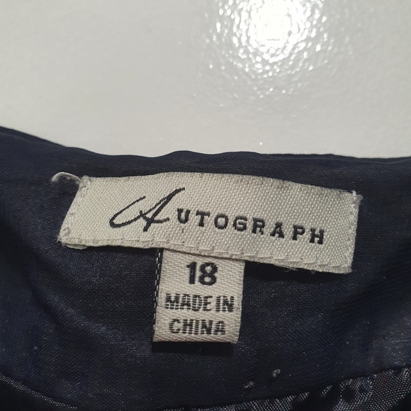 Autograph size 18 pleated A-line skirt - navy blue with purple/pink pattern - Picture 4 of 4